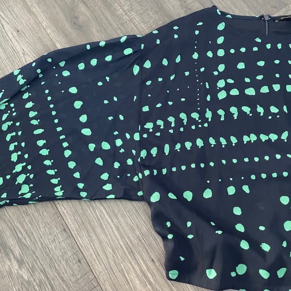 RW&Co. Puffy sleeve crepe blouse - Picture 3 of 3